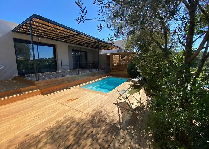 Villa & Casa Sadrea Lecci