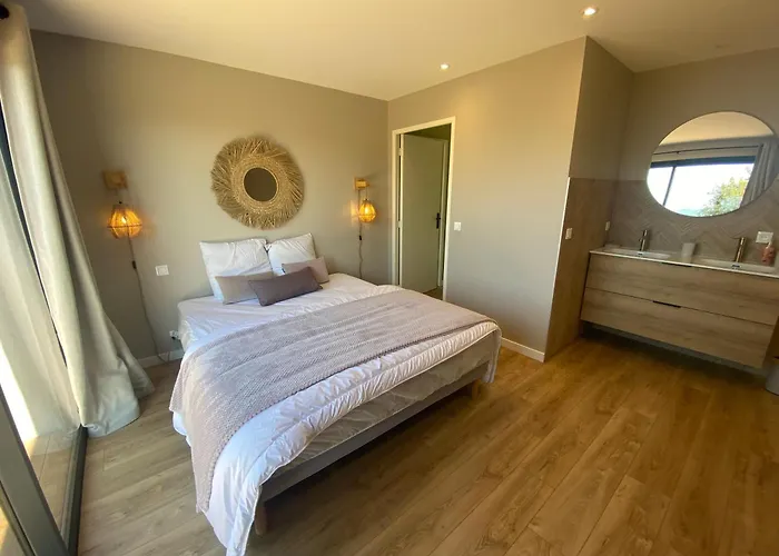 & Casa Sadrea