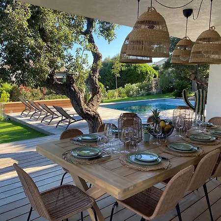 Βίλα & Casa Sadrea